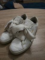 Puma  38  PUMA BASKET HEART Blanches à Gros Lacets