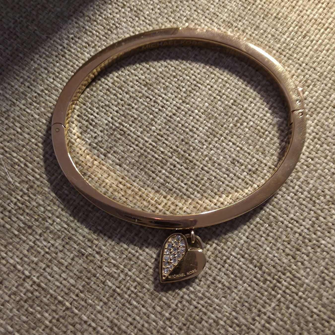Michael Kors Bracelets: Michael Kors bracciale e orecchini set – Neuf (Voir description) à Rancate par sarah357 1