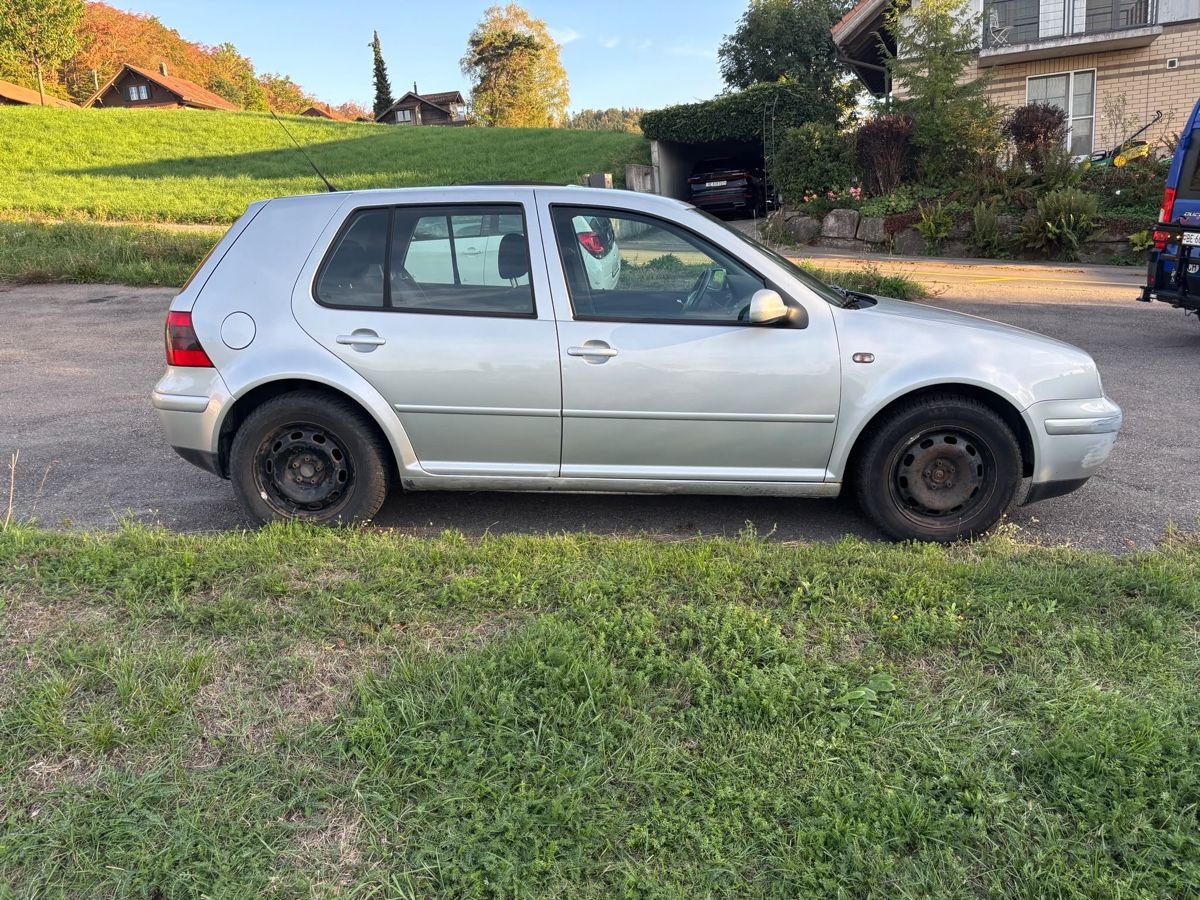 VW Automobili: VW Golf 4 – Usato da Trimstein venduto da marie_001 1