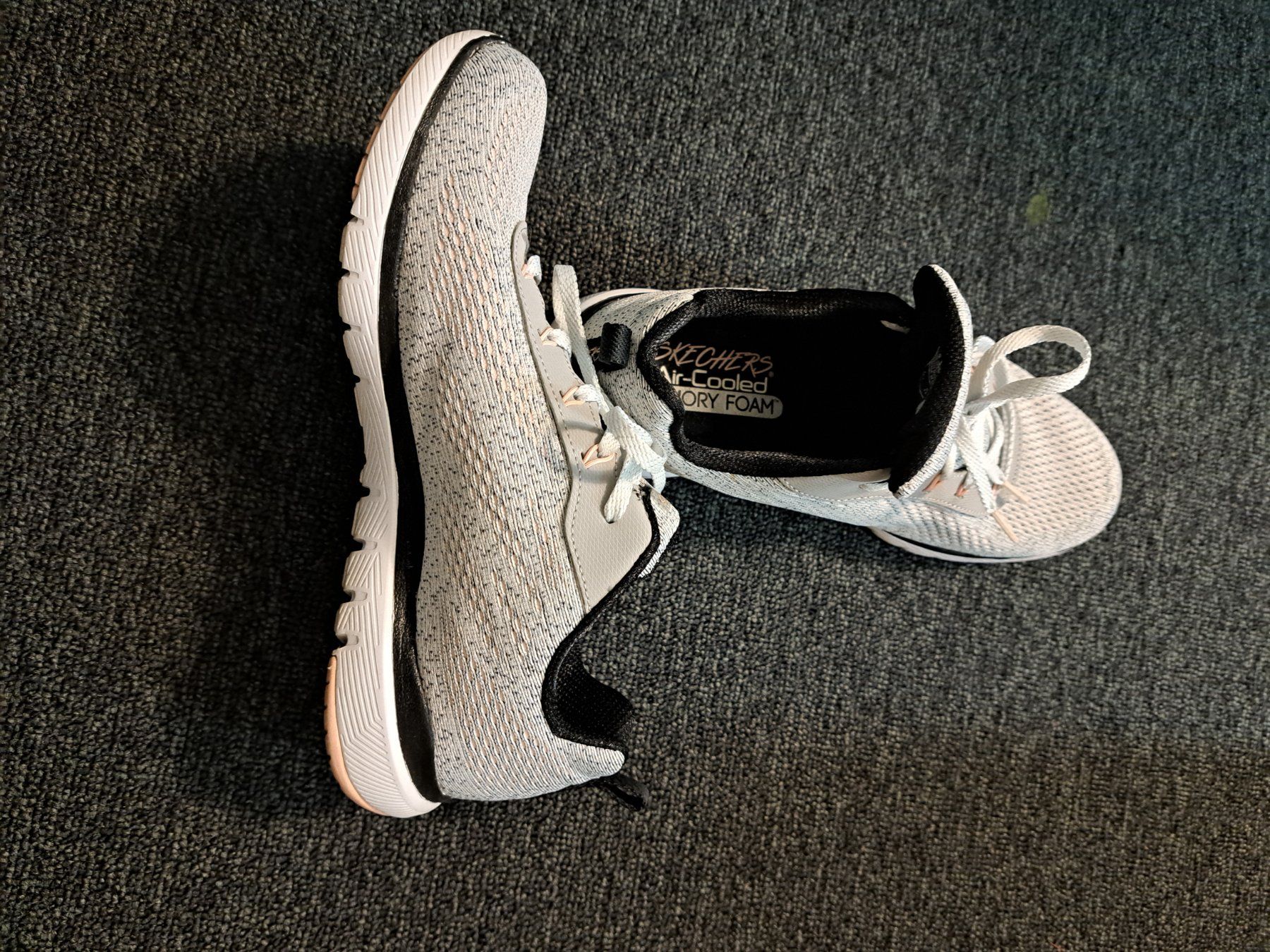 Skechers Herrenschuhe: Sketchers – Gebraucht aus Rupperswil von Schmedi02 2