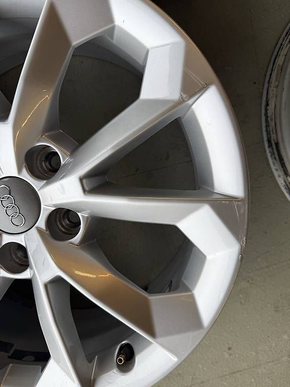 Felgen: Jantes Audi  – Gebraucht aus Ardon von jim_gq2q 1