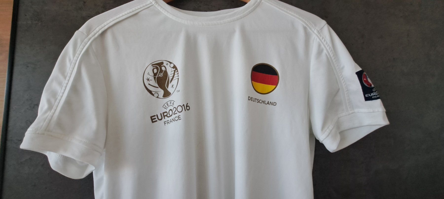Leibchen & Hosen: Deutschland - Trikot – Gebraucht aus Rothrist von Mogli7474 5