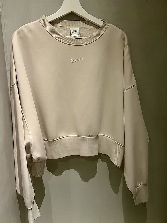 Pullover & Sweatshirts: Pull Nike femme gris clair taille S – Gebraucht aus Rolle von cal_tk28