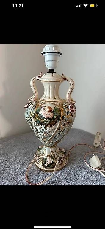 Lampade:  Lampada da Tavolo Capodimonte – Usato da Figino venduto da cla_b75f