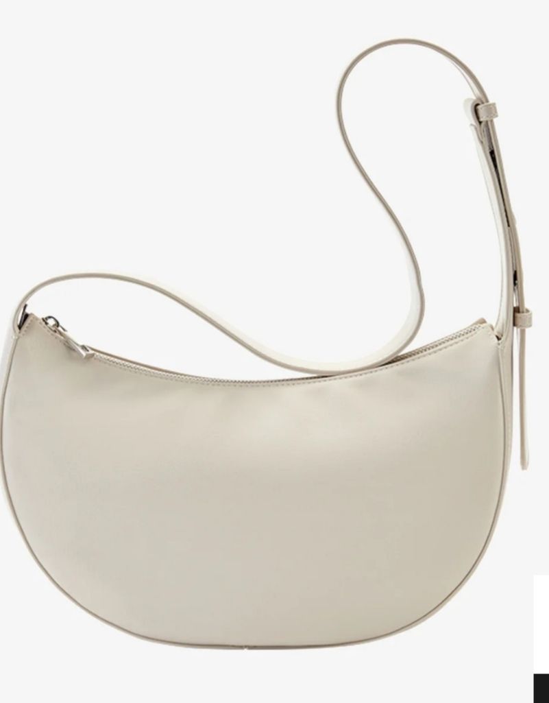 Taschen für Damen: Sac demi-lune pull and bear beige – Neu und originalverpackt aus Versoix von aline_b 3