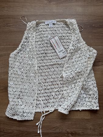 AMISU Strickweste mit Pailletten Grösse S neu!