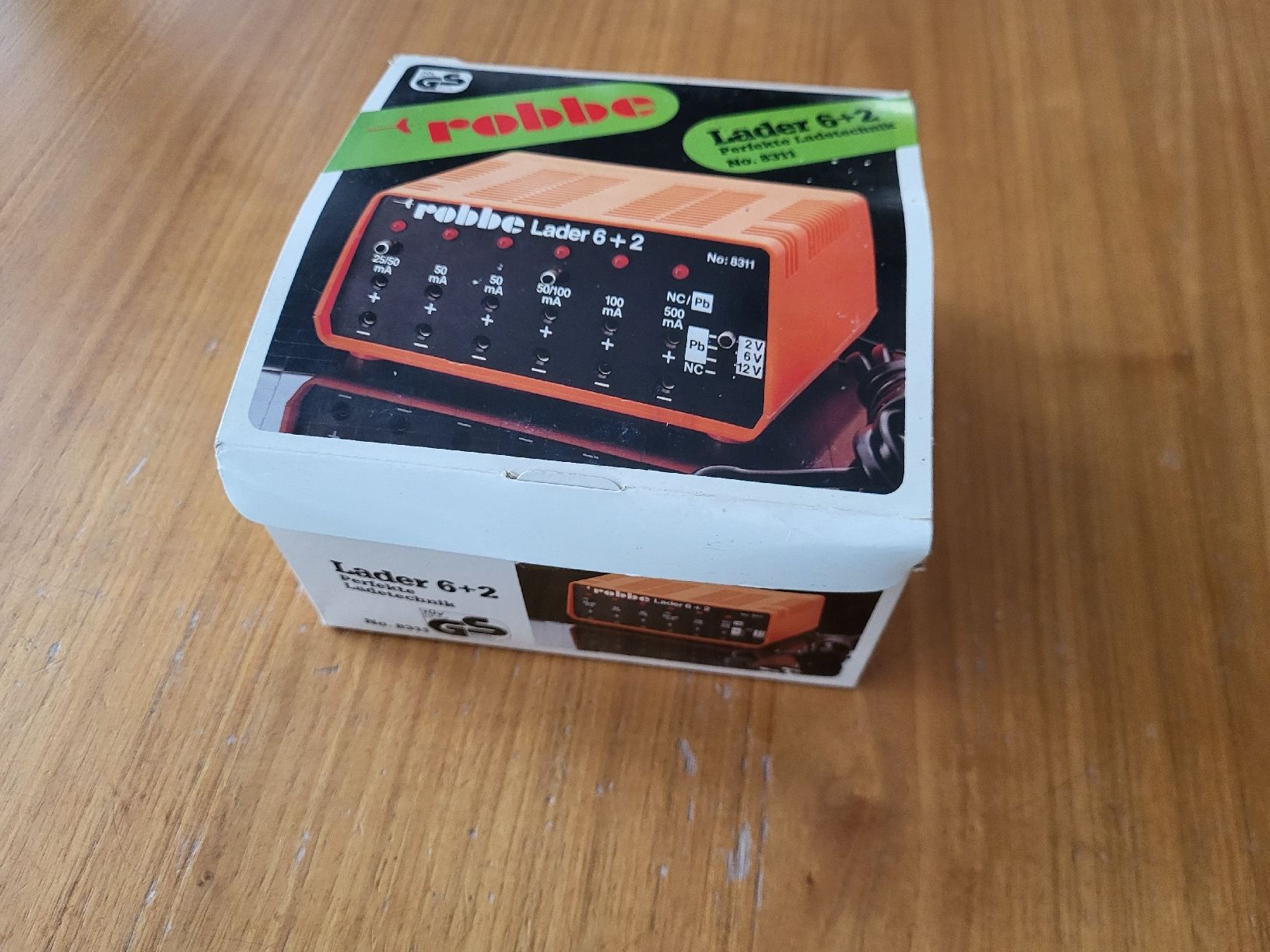 Robbe Akkus & Batterien: Robbe Lader 6 +2 – Gebraucht aus Biberist von smuehle 2