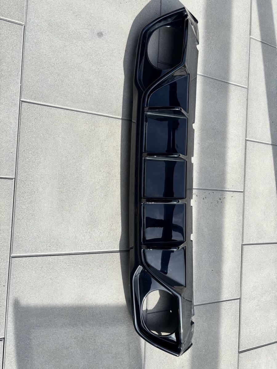 Audi Accessori per altri veicoli: Audi RS3 8Y Diffusor inkl. Flaps Heckansatz – Usato da Niederlenz venduto da fis_hfy5