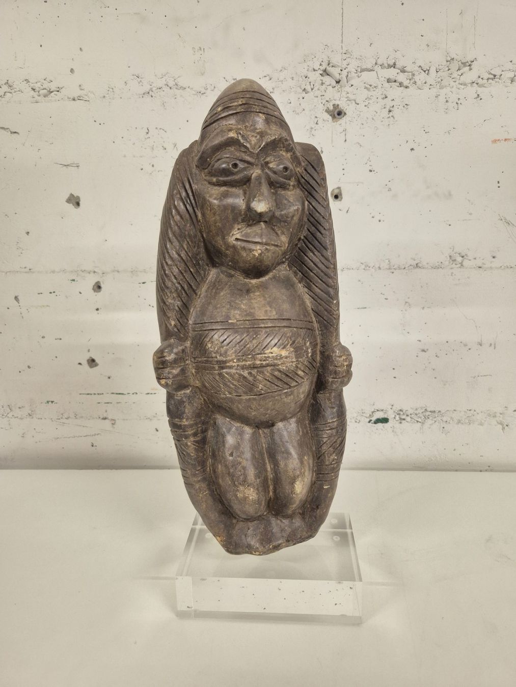 Skulpturen & Statuen: Sculpture en Pierre, Force et Sagesse Immémoriale – Gebraucht aus Bogis-Bossey von VNT-GE.ch
