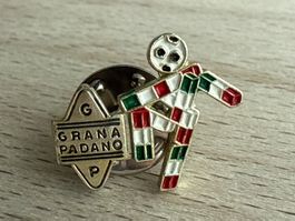 Pin Grana Padano Fussball Italien