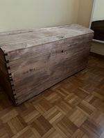 Gratis: Truhe Holz antik rustikal Gebraucht