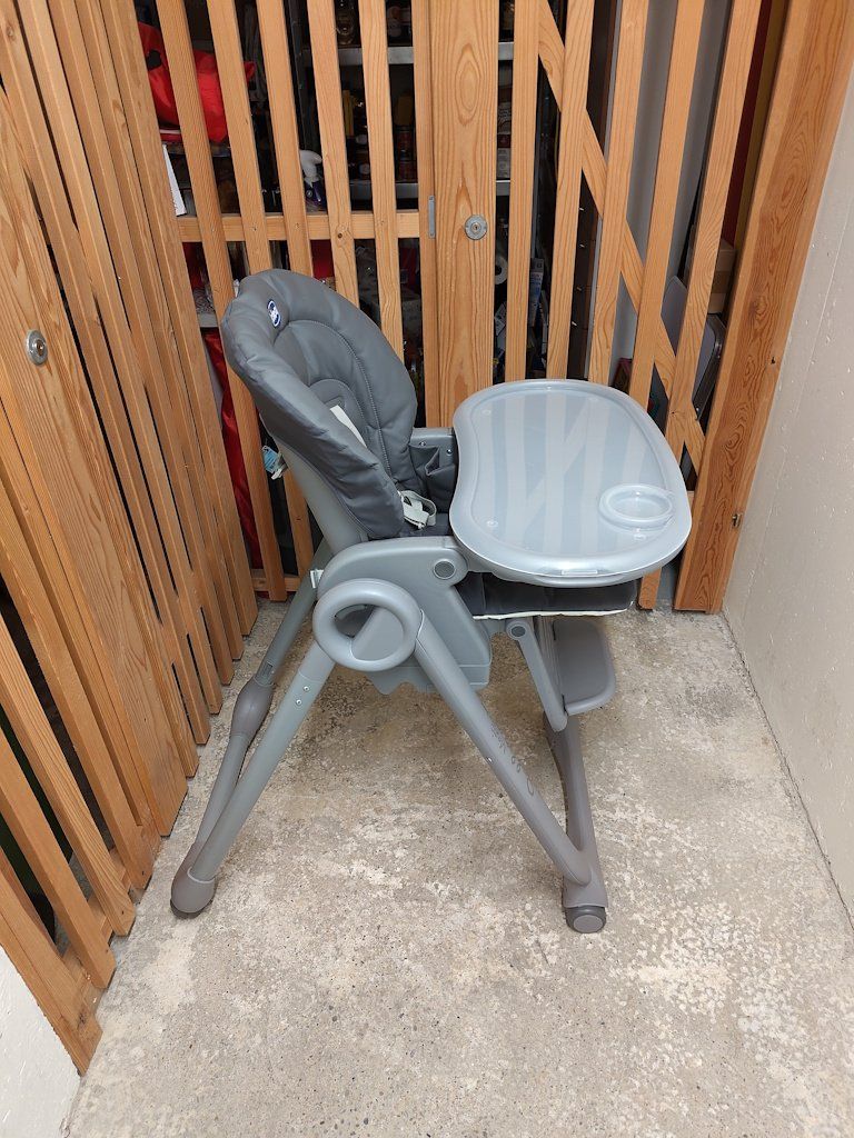 Chicco Chaises hautes: Chicco Polly Magic Relax – D'occasion à Rüti ZH par Thoemsn 1