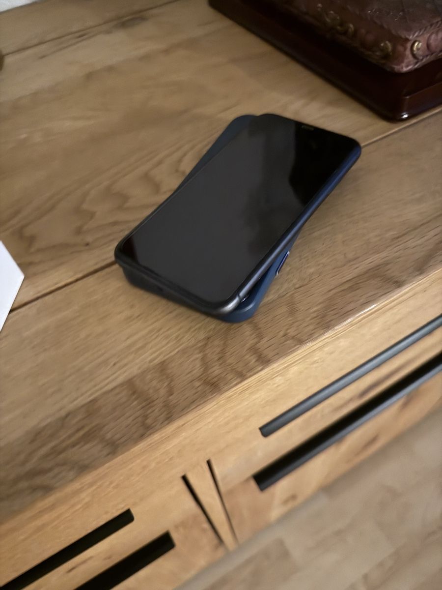 Apple Handys / Smartphones: Iphone 11 64GB schwarz  – Gebraucht aus Füllinsdorf von Nistelroy 4
