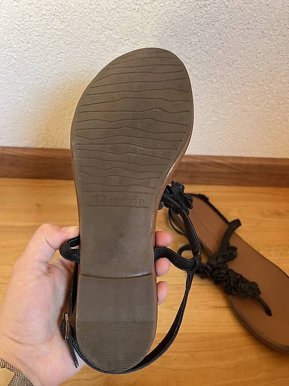 Tamaris Scarpe da donna: Sandales Tamaris - Taille 40 – Usato da Bossonnens venduto da noemie_01 3