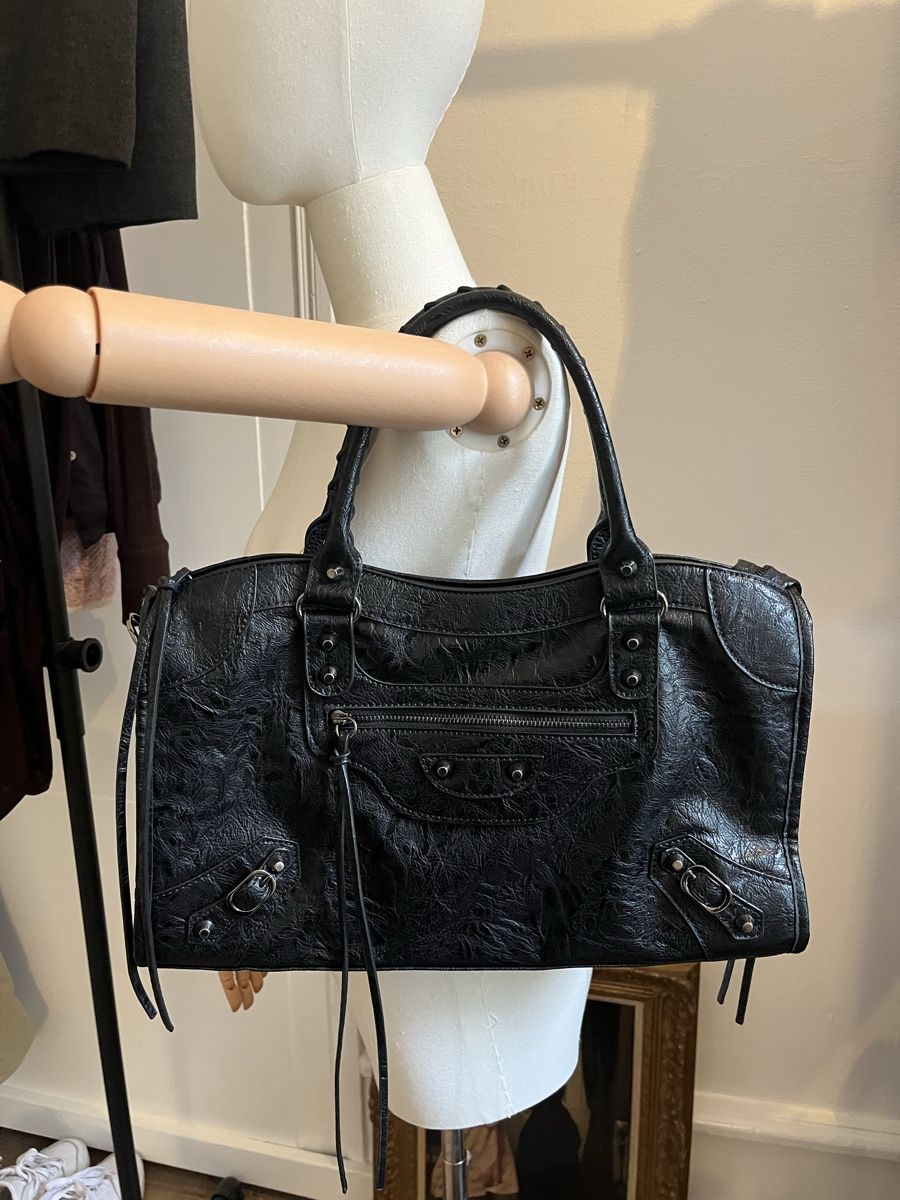 Taschen: Handtasche schwarz Leder , neu – Neu (gemäss Beschreibung) aus Zürich von Melina.A