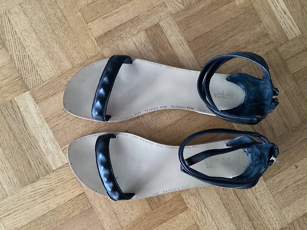 Damenschuhe: Sandalen  – Gebraucht aus Zürich von Brati 2