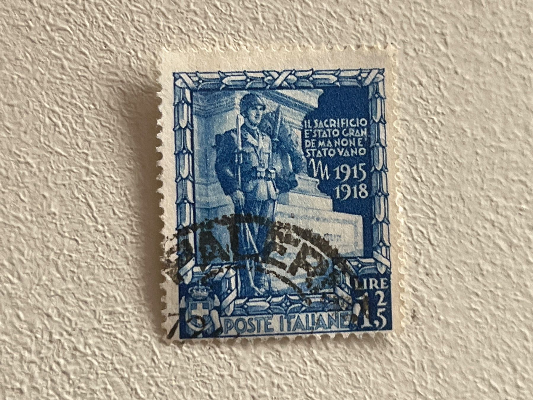 Tous les timbres: Italia Briefmarke – D'occasion à Chiasso par AzenYa
