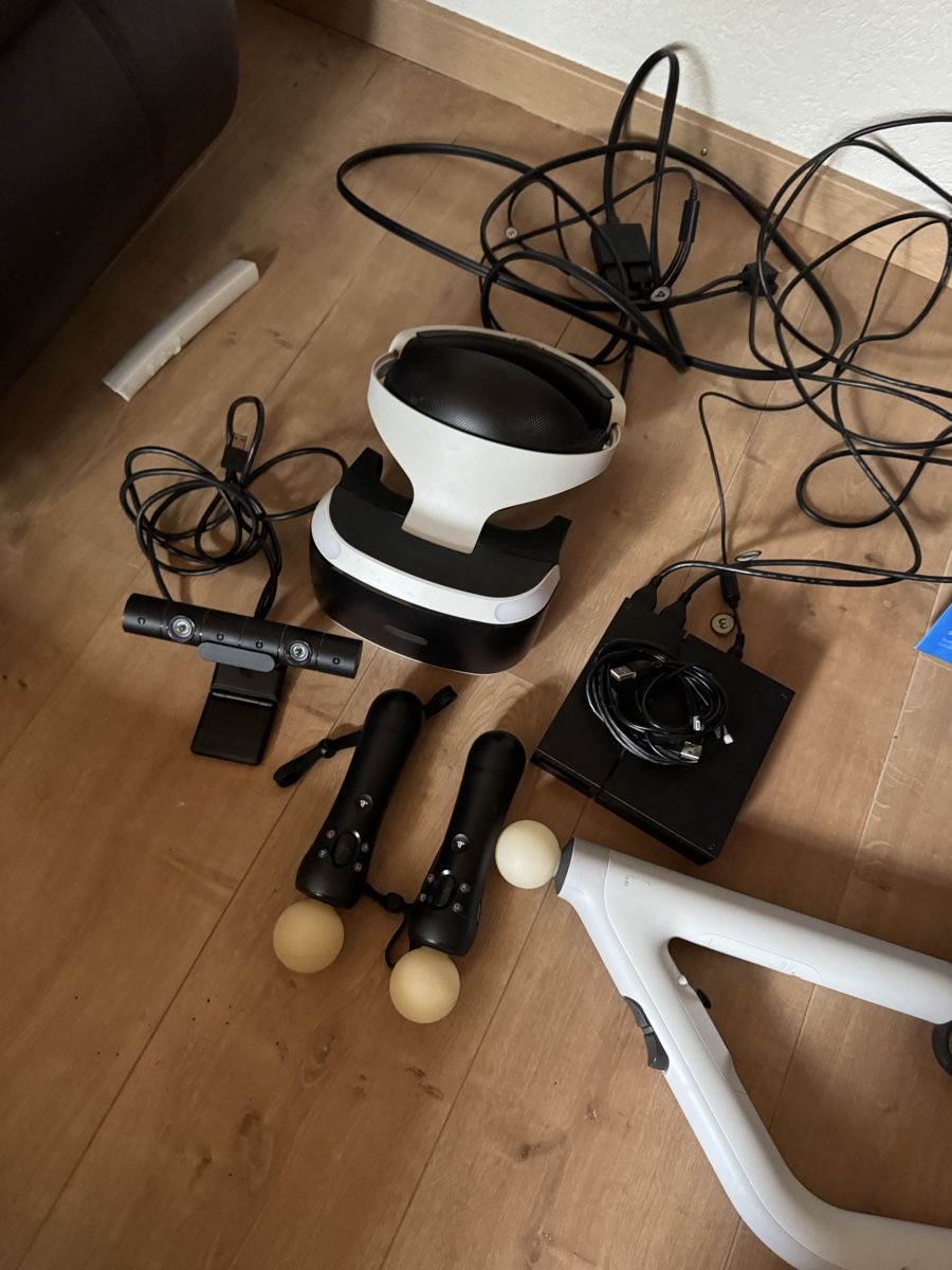 Casco VR: Ps Vr 1  – Usato da Sonceboz-Sombeval venduto da clo_g9wl 5