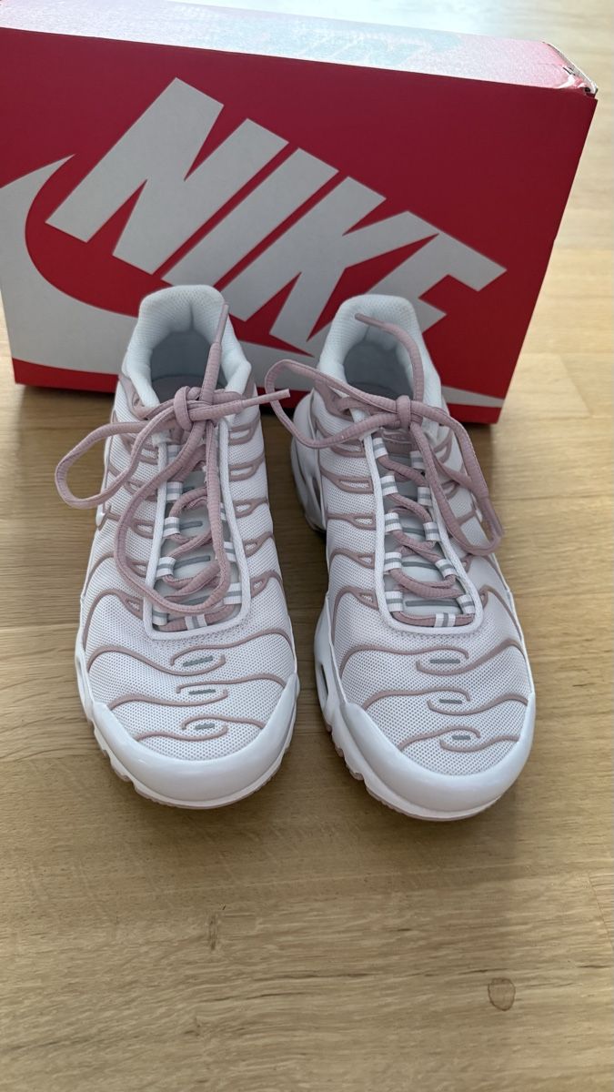 Nike Scarpe da donna: Nike Damen Schuhe Air Max Plus Gr. 38 neu – Nuovo e nell'imballaggio originale da Muttenz venduto da Zinni 2