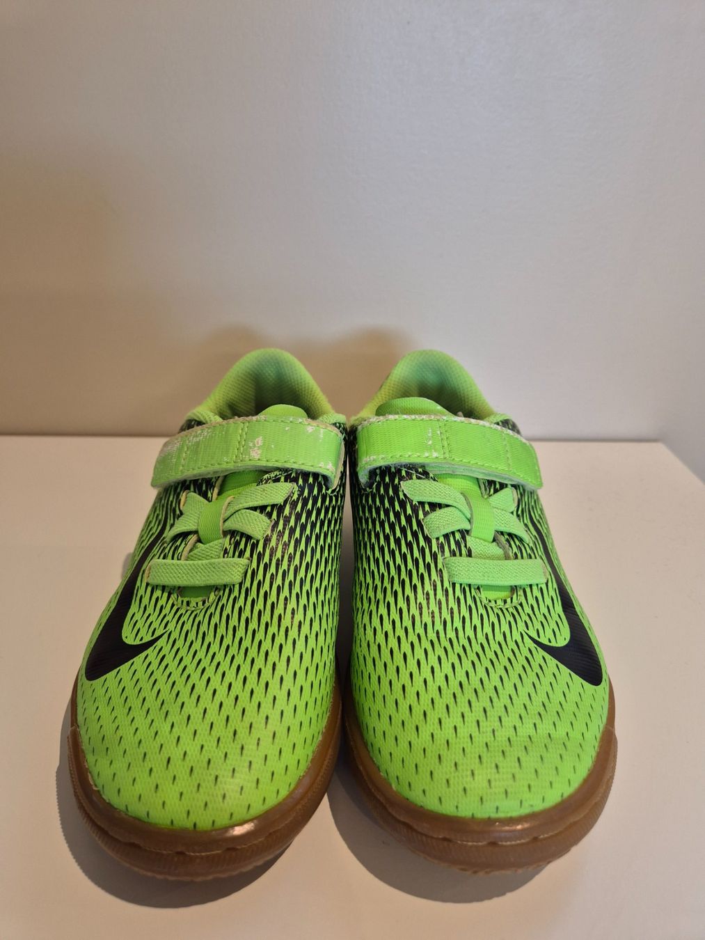 Nike Scarpe per ragazzi: Turnschuhe leuchtgrün, NIKE, Gr. 30 – Usato da Dietikon venduto da grafad 2