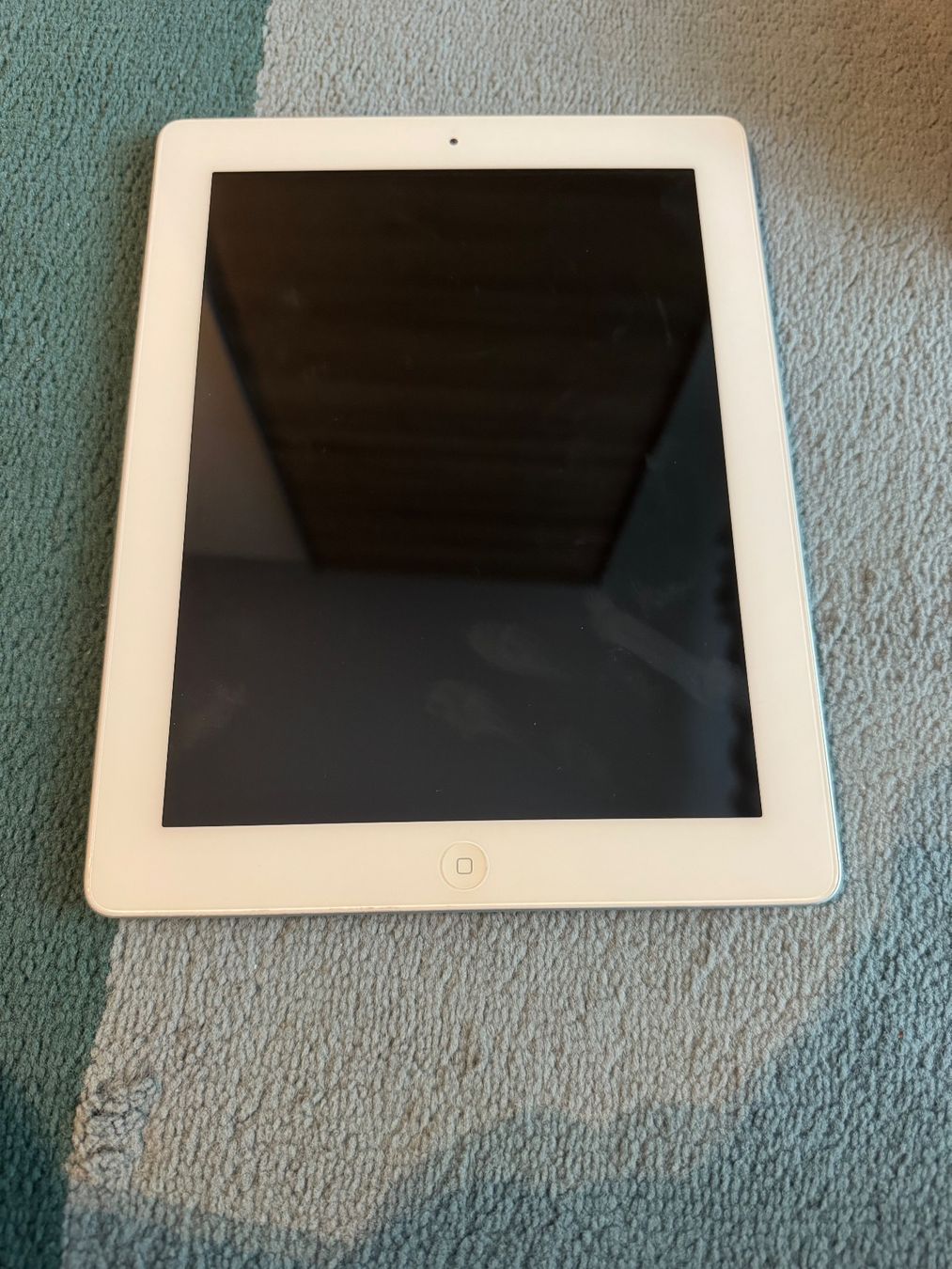 Apple Tablet PC: iPad 2 Generation – Difettoso da Adliswil venduto da Busys