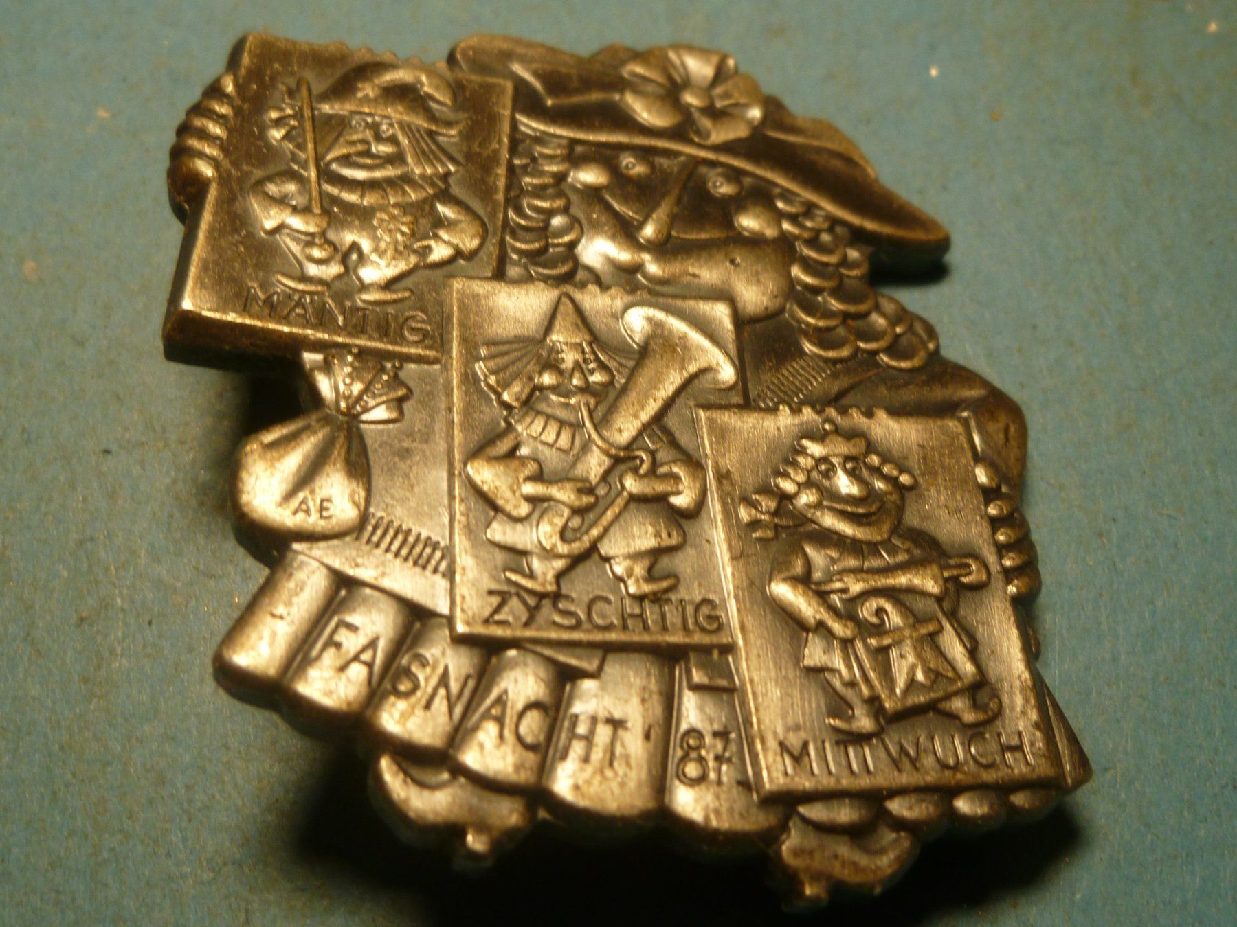 Plaquettes & Badges: BASEL 1987 SILBER – D'occasion à Ried (Muotathal) par Mandarin02
