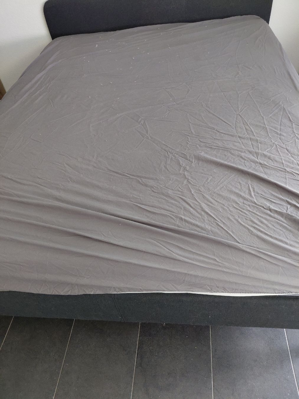 Lits: drap housse – D'occasion à Réchy par bab_b8tz