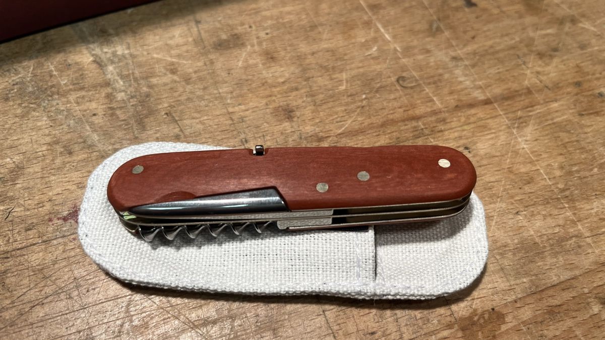 Victorinox Coltelli tascabile: REPLICA von VICTORINOX – Nuovo e nell'imballaggio originale da Wetzikon ZH venduto da Fliegender_aal 1