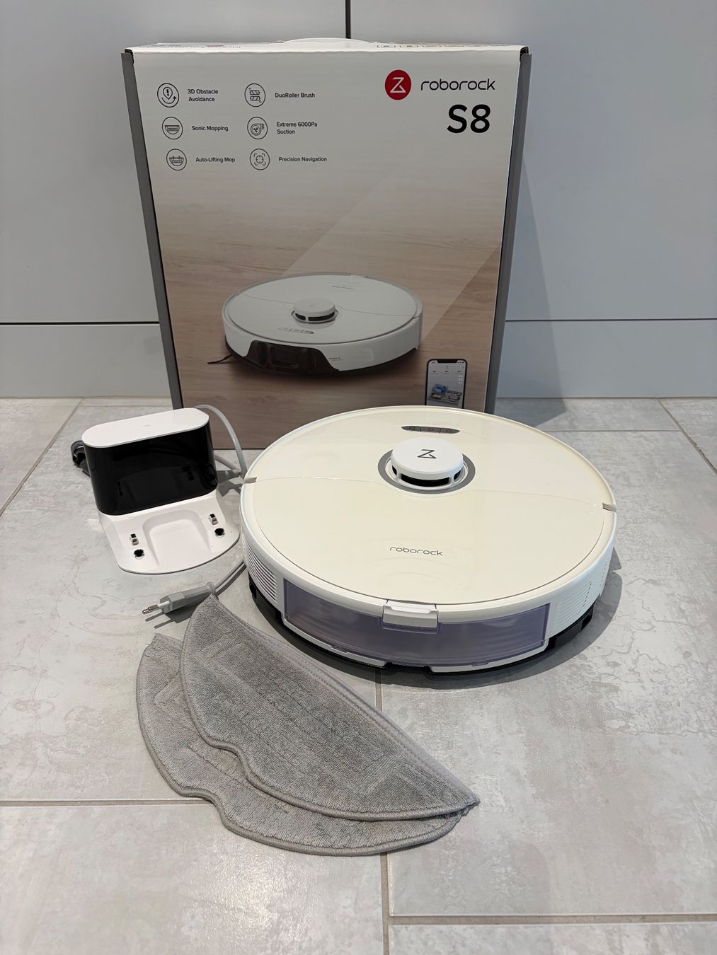 Roborock Staubsauger & Zubehör: Roborock S8 – Defekt / Bastlergerät – Defekt aus Hinwil von Cla_rbk8