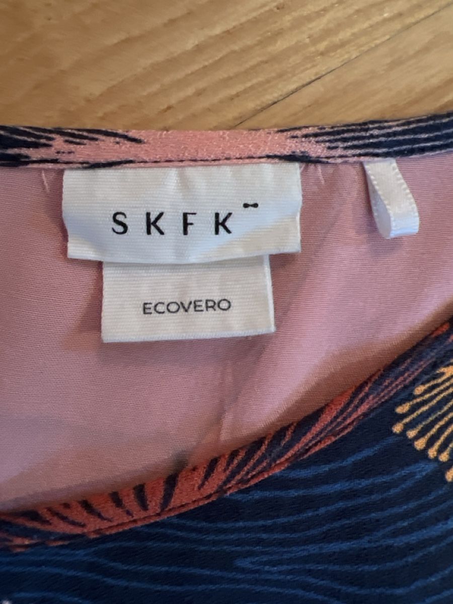 Vestiti: Kleid von SKFK Gr 40 ecovero – Usato da Zürich venduto da Tibet75 1