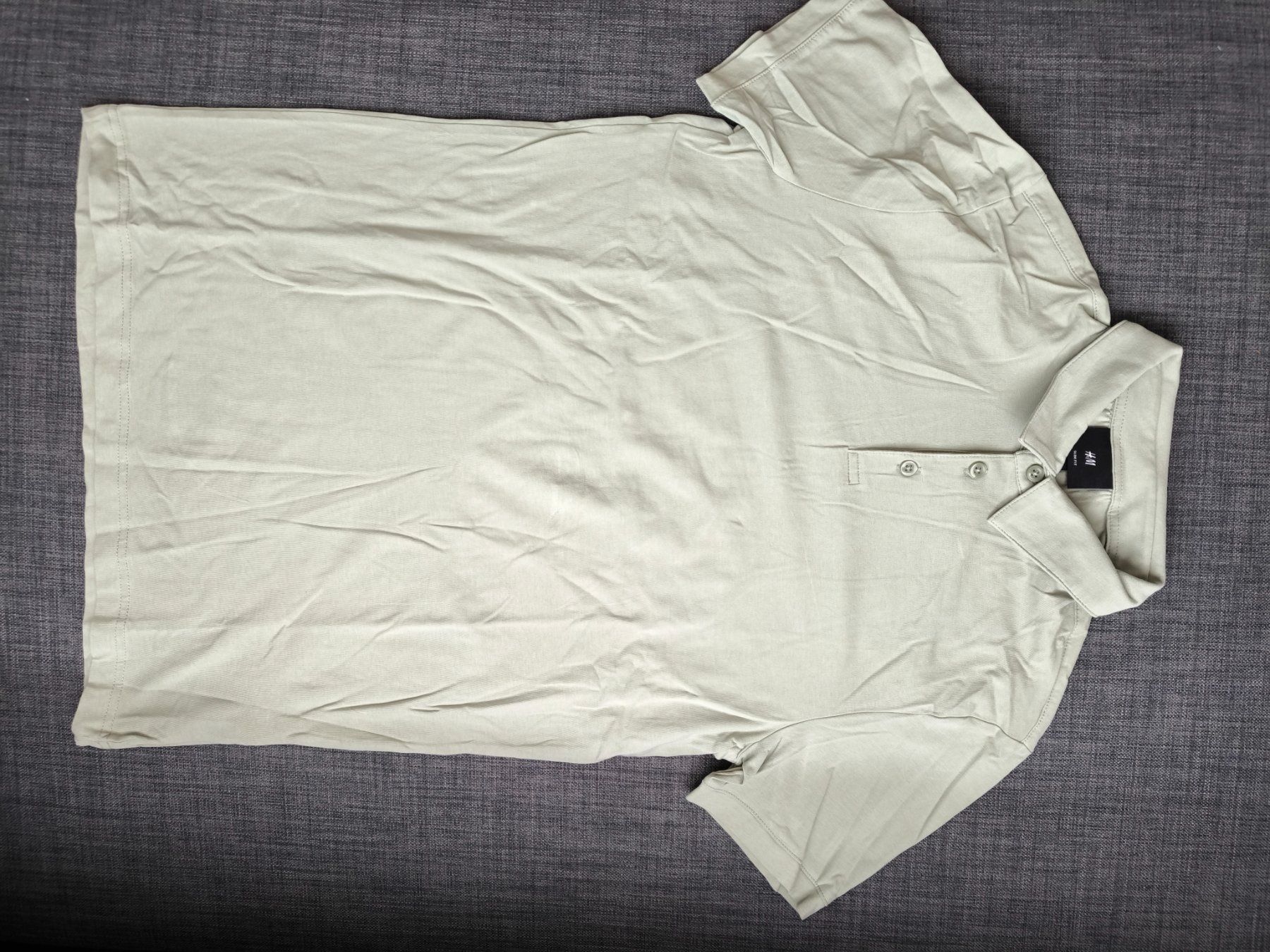H&M Magliette Polo: Polo HM – Usato da Prilly venduto da lec_bb8t