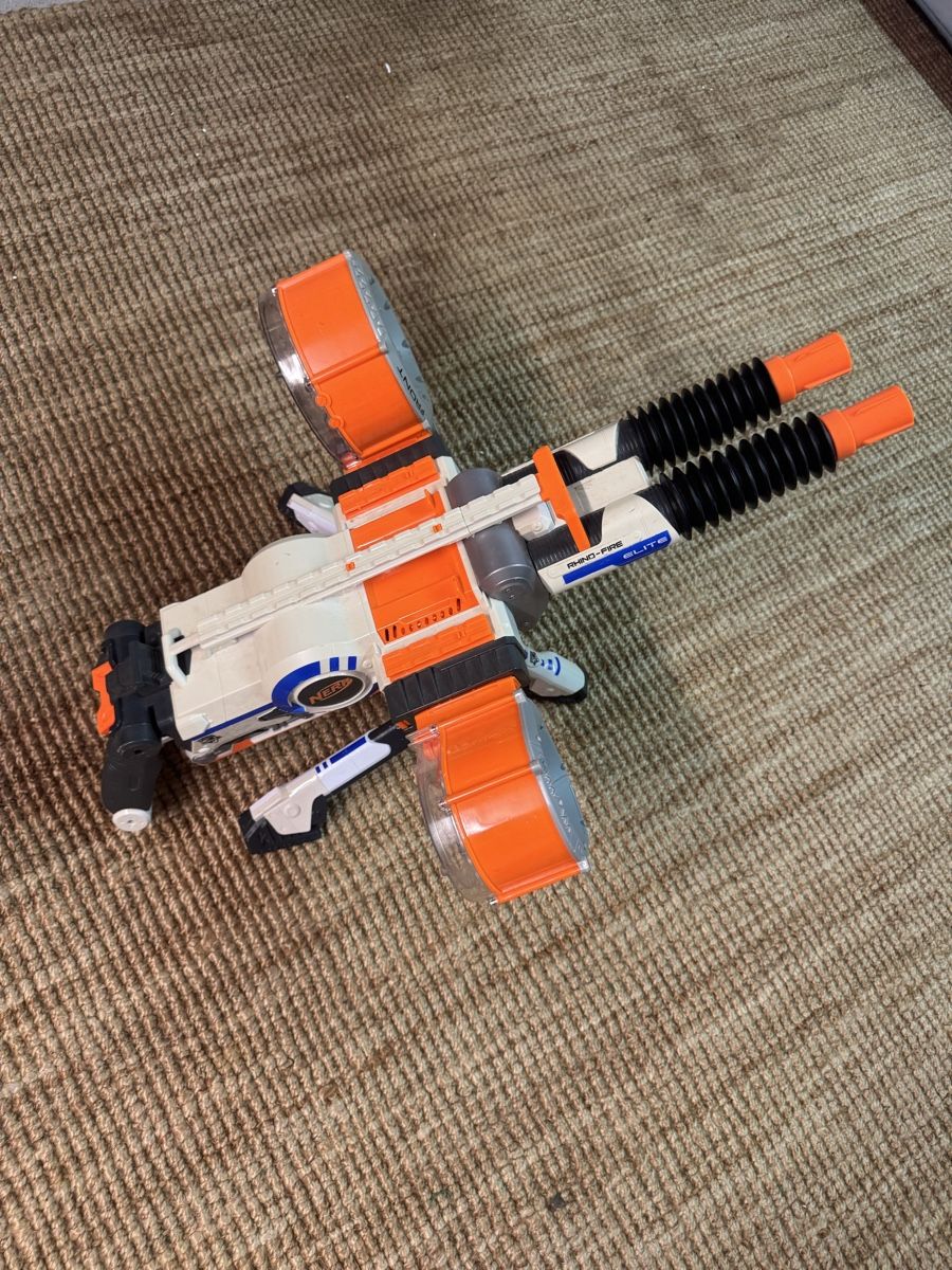 Nerf Spielzeuge: Nerf Blaster Set gebraucht mit Zubehör – Gebraucht aus Wettingen von lau_yq8l 2