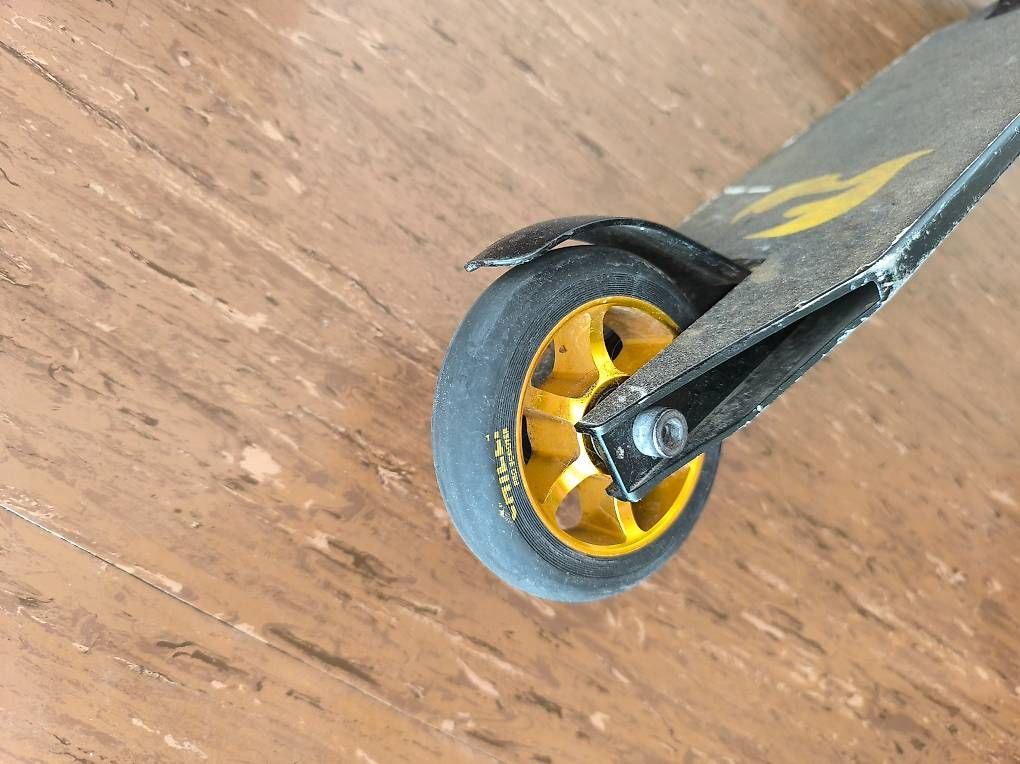 Skateboards: Trottinette freestyle Chilli – Gebraucht aus Lausanne von gri_25tp 3