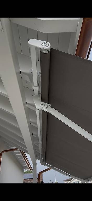 Tende da sole: Sonnenstore / Makise 5x1.5m mit Motor – Usato da Affeltrangen venduto da Pagy92 2