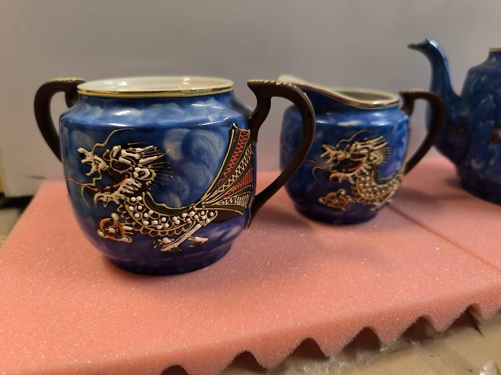 Set di piatti: Chinesische Tee Set handbemalte  – Usato da Aesch BL venduto da MBI 4