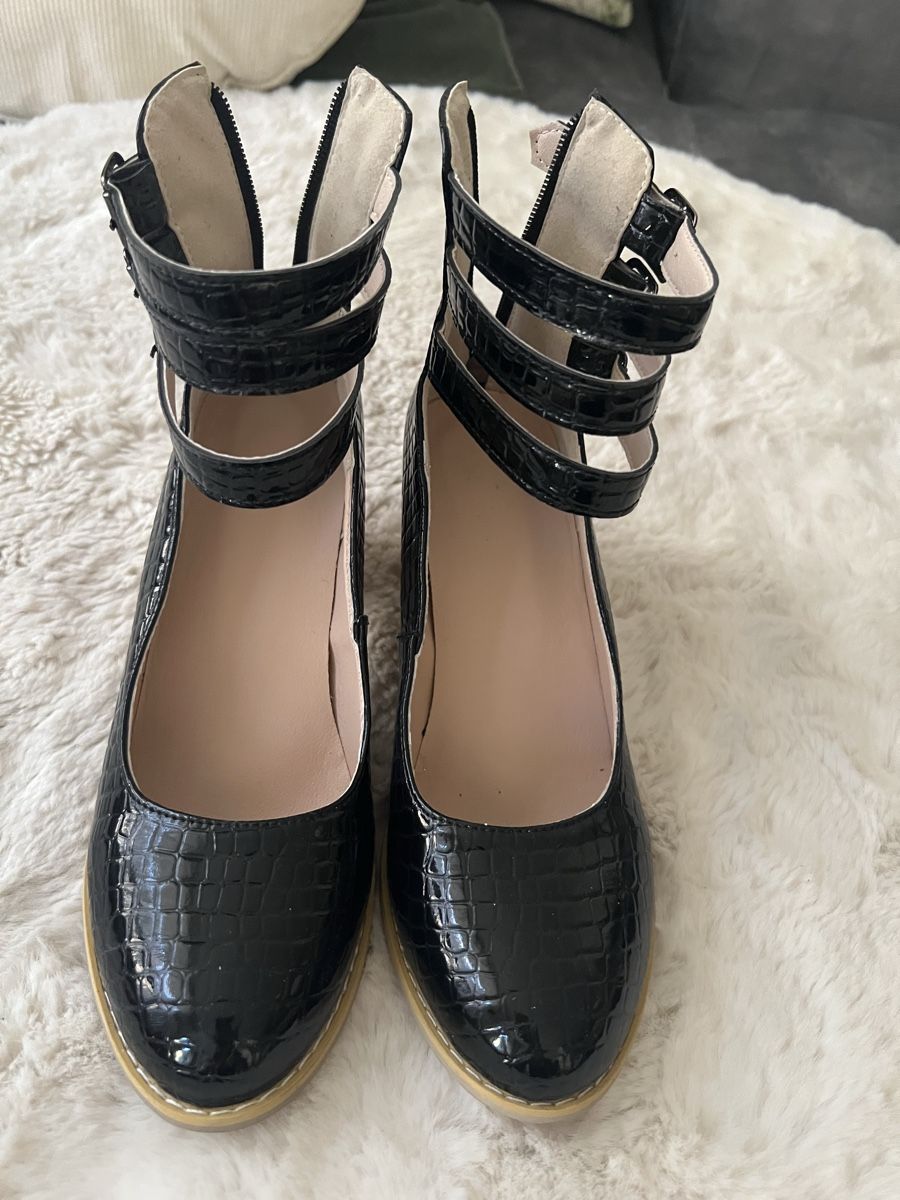 Scarpe da donna: Neu Schwarze Pumps 39 – Nuovo (secondo la descrizione) da Bern venduto da kaeffy