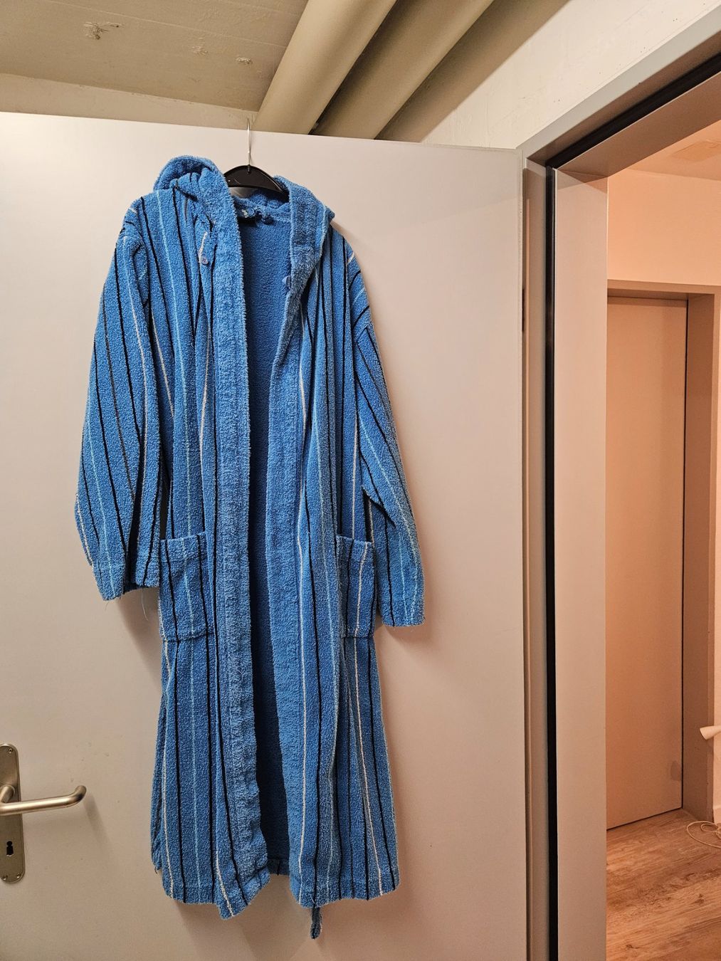 Schiesser Bademäntel: Bademantel Schiesser Gr. 152 – Gebraucht aus Embrach von Lilly2021 2