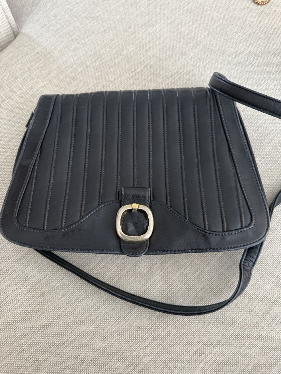 Sacs: Vintage leather bag dark blue  – D'occasion à Zürich par car_68nt