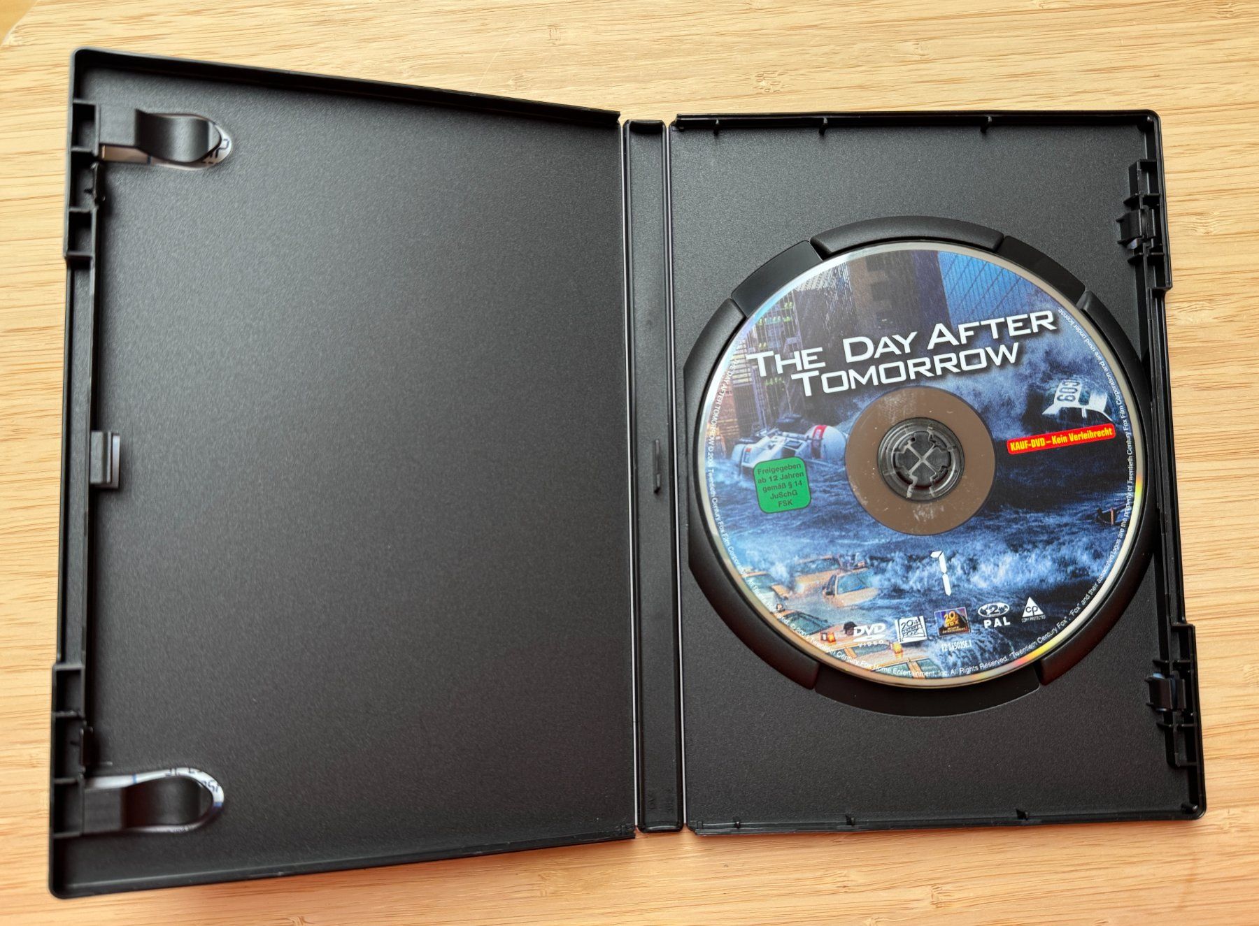Tutti i DVDs: DVD - The Day After Tomorrow – Usato da Winterthur venduto da YaV 2