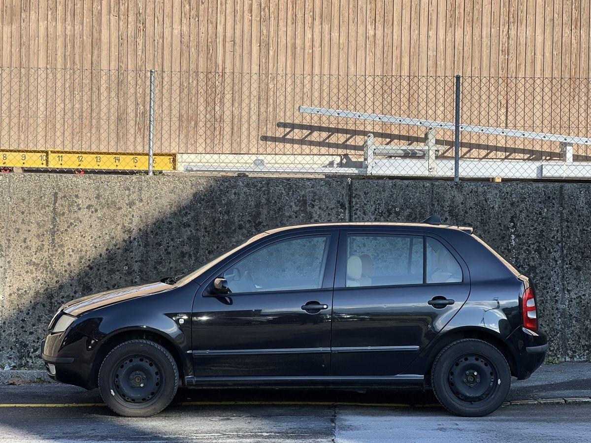 Autos: Skoda fabia elegance 1.4 16v – Gebraucht aus Uznach von  1
