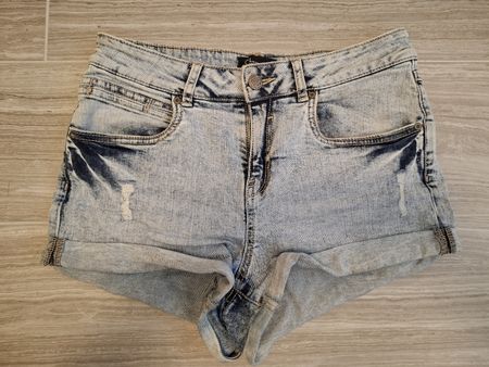 short en jeans taille 38
