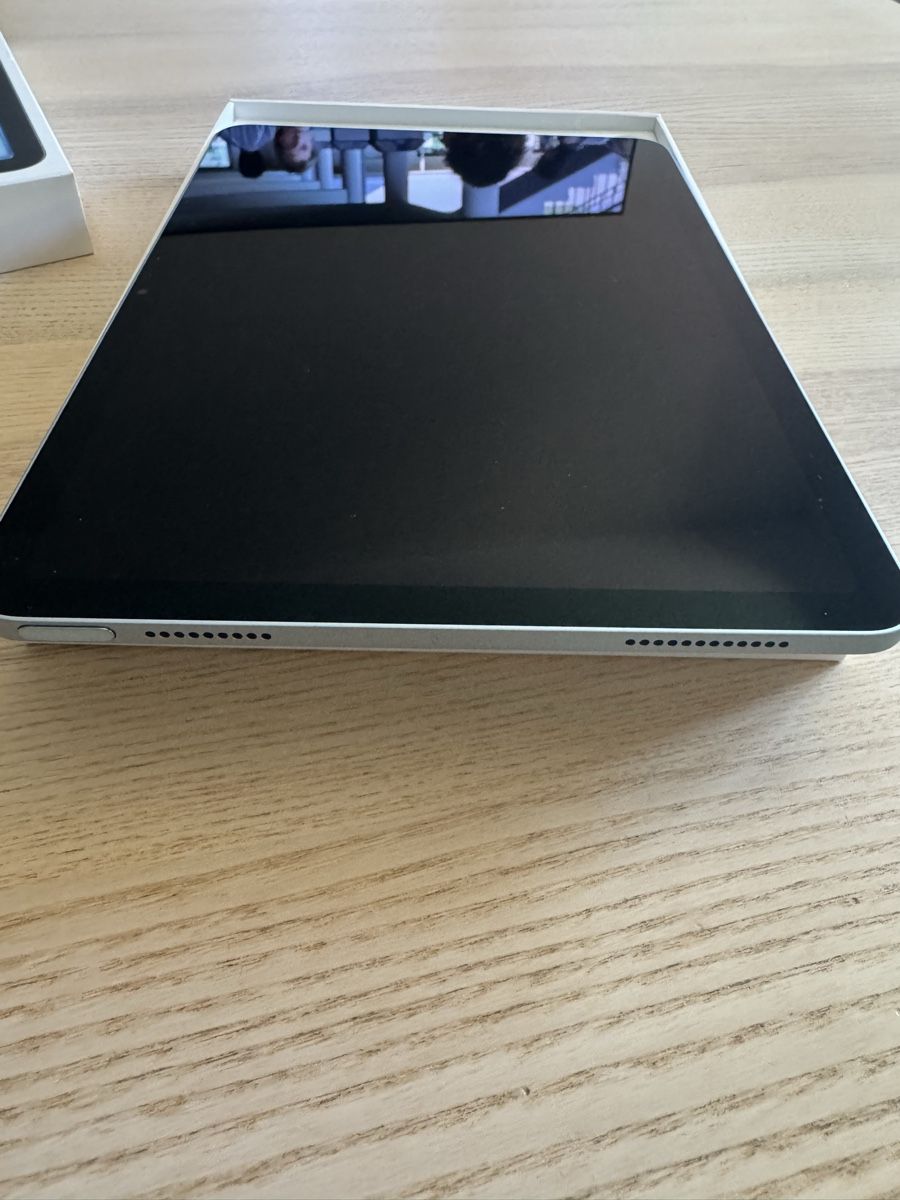 Apple Tablet PC: iPad 2025 11’ M3 Bleu – Gebraucht aus Les Reussilles von zha_8z2d 3