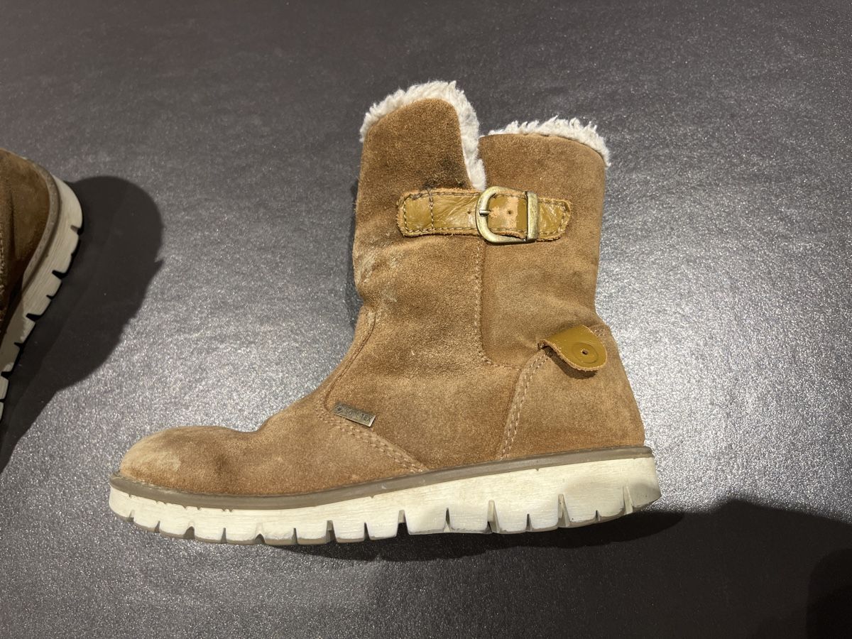 Primigi Schuhe für Mädchen: Winterstiefel von Primigi, Grösse 31 – Gebraucht aus Berneck von Bonie6