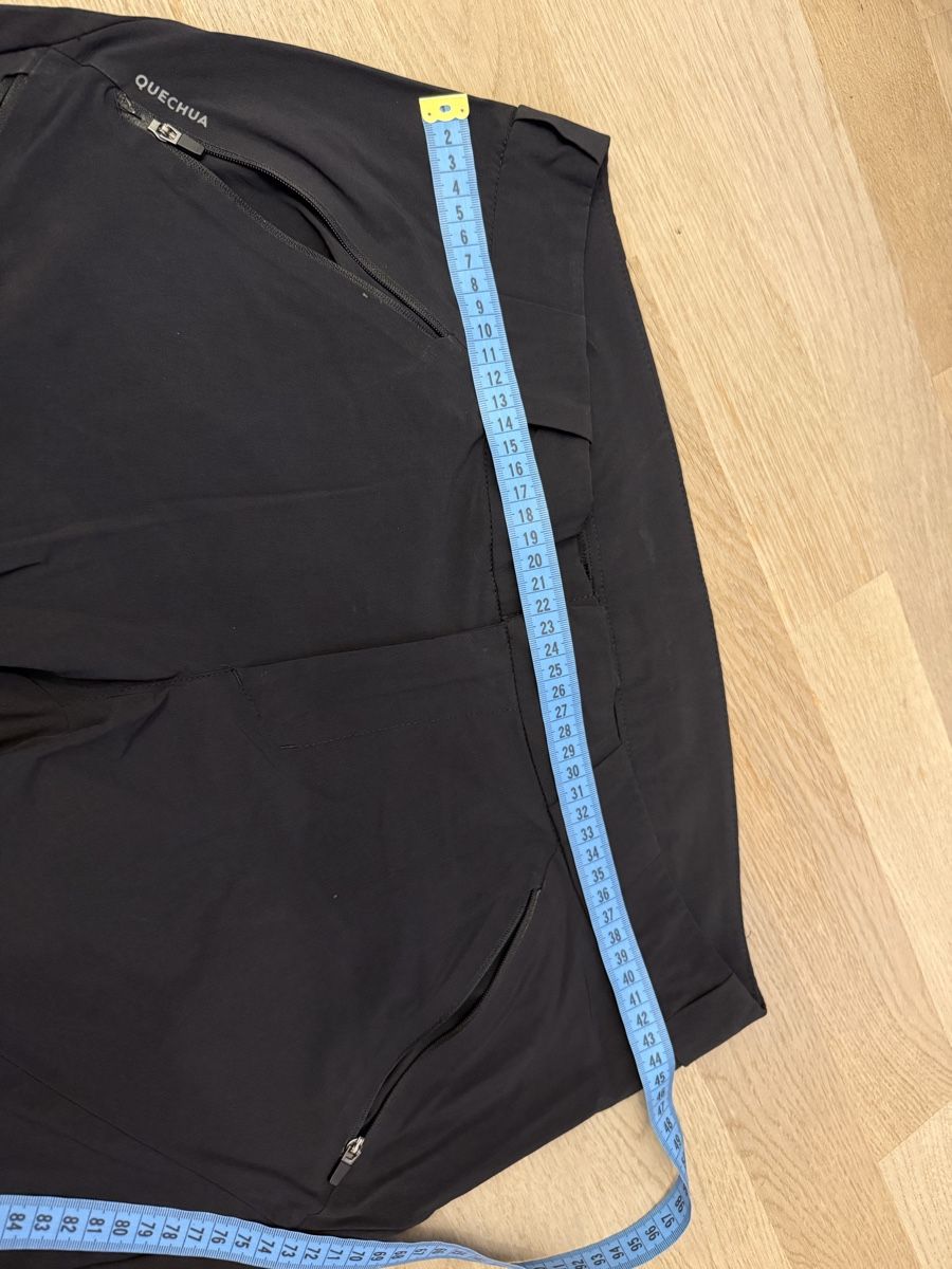 Decathlon Pantaloni: Wanderhose Quechua Gr. M/L – Usato da Rubigen venduto da Elmacino 1