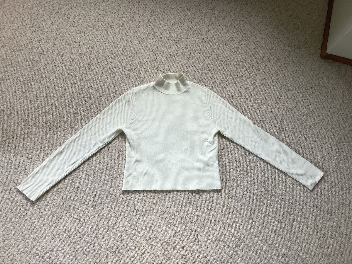 Pullover & Sweatshirts: Rollkragenpullover weiss 152 – Gebraucht aus Thun von Skipper