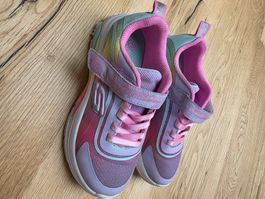 Coole Skechers Kinderschuhe mit Licht, Grösse 33