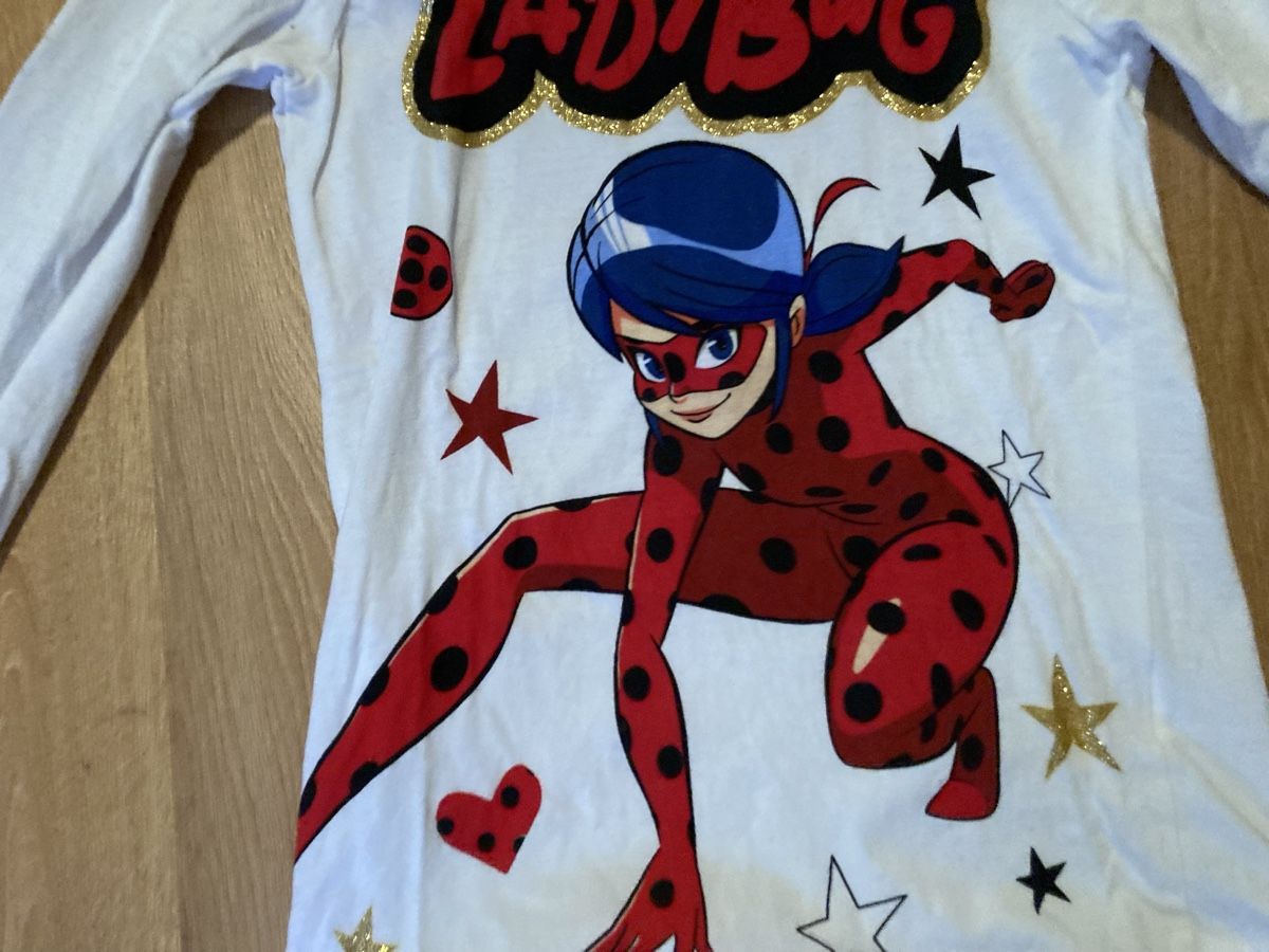 Blusen, T-Shirts & Tops: Miraculous Ladybug Langarmshirt Gr. 116 – Gebraucht aus Emmenbrücke von JJ_89 1