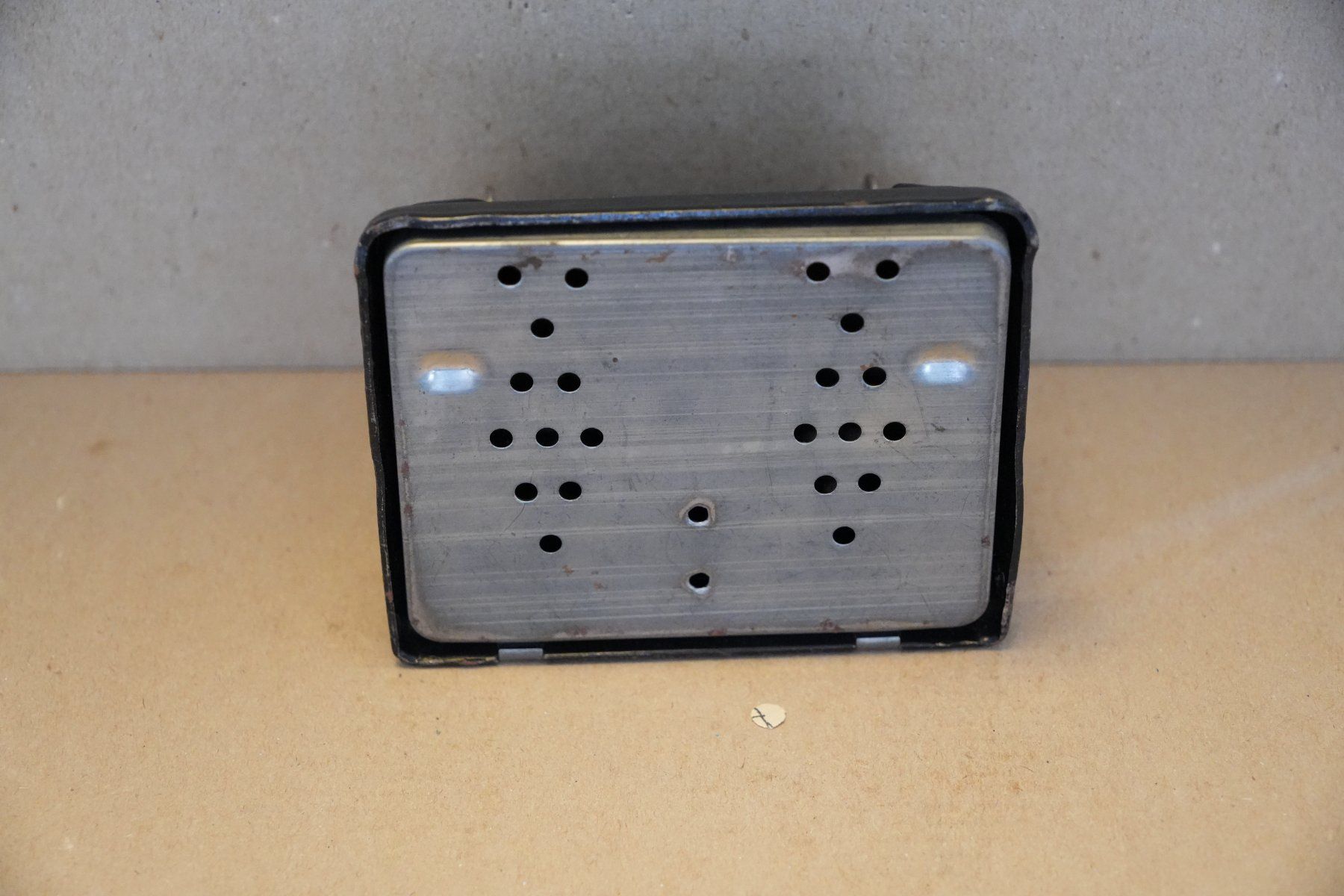 Tous les outils: Alter Metalllocher – D'occasion à Cham par Silvan3011 4