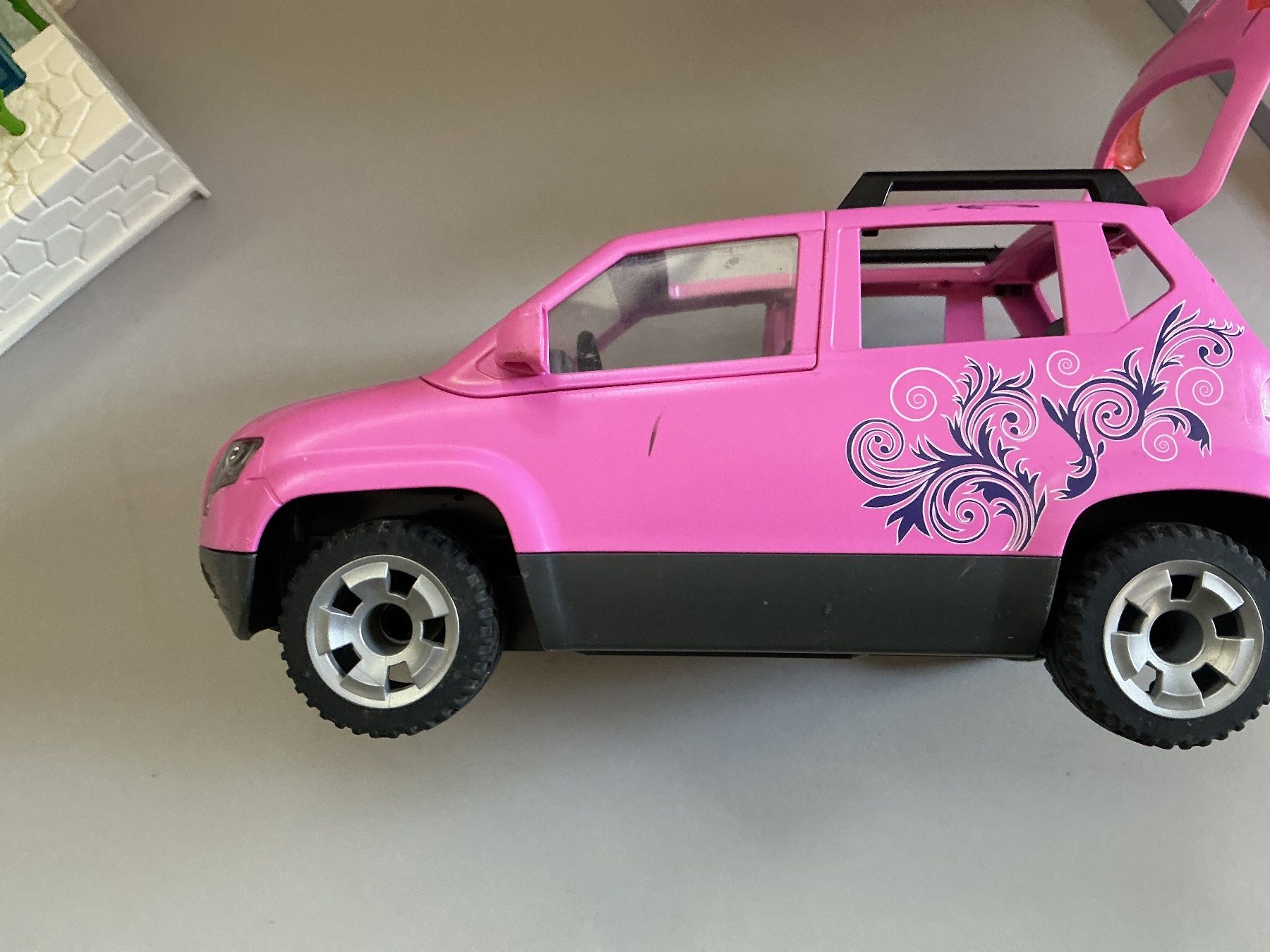 Playmobil Giocattoli: Grosses Playmobil Haus + Pool und Auto – Usato da Kappel SO venduto da su71 6