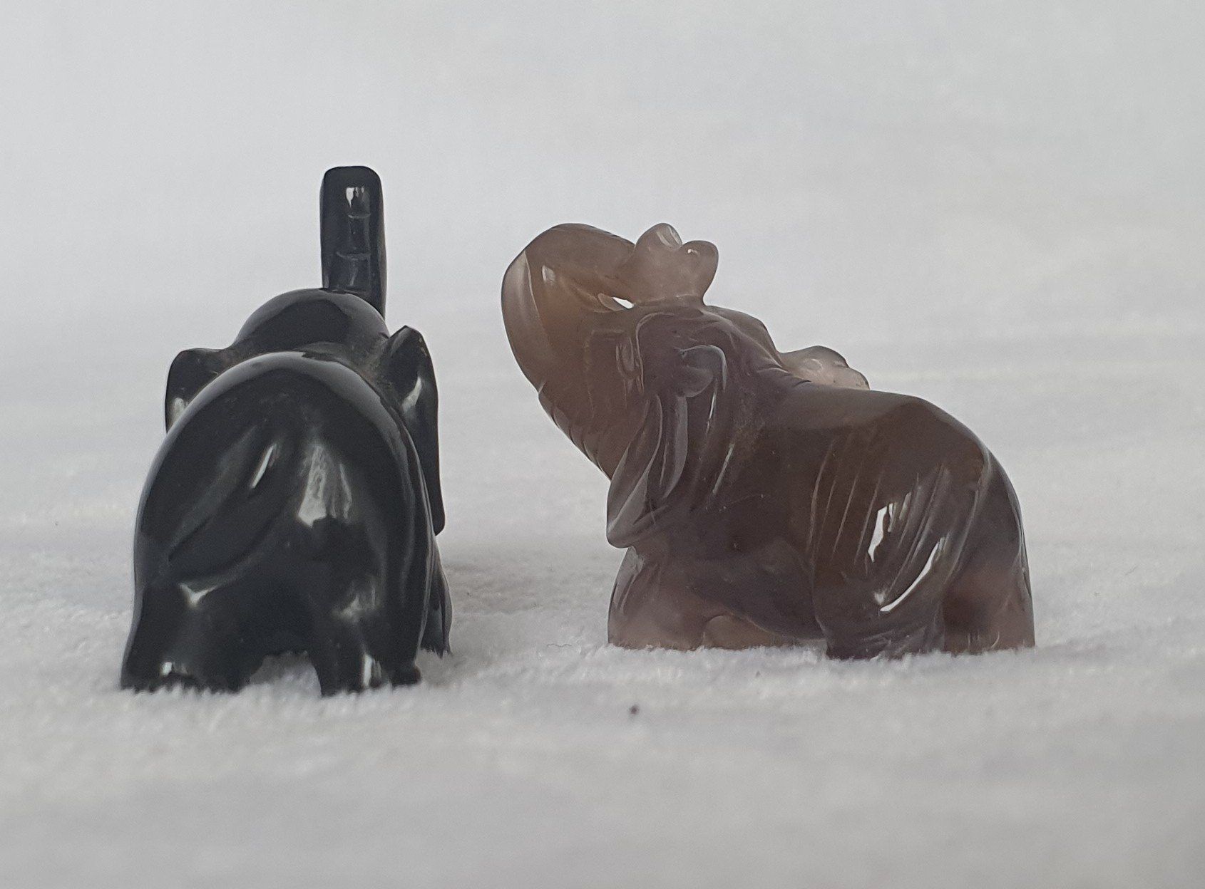 Statuette: 2er Set Deko Elefanten Figuren aus Stein – Usato da Auw venduto da beretta1966 1